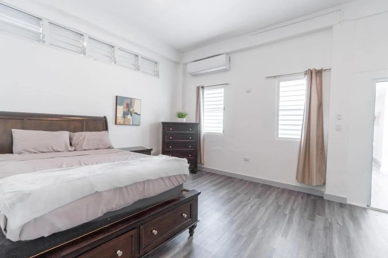 Modern 2 Apartments 3-Bedroom - 10 Guests In Historic Old サンジョアン 0*,