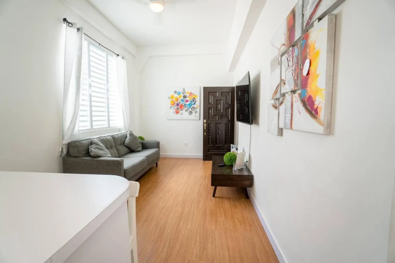 Modern 2 Apartments 3-Bedroom - 10 Guests In Historic Old サンジョアン 0*,  プエルトリコ