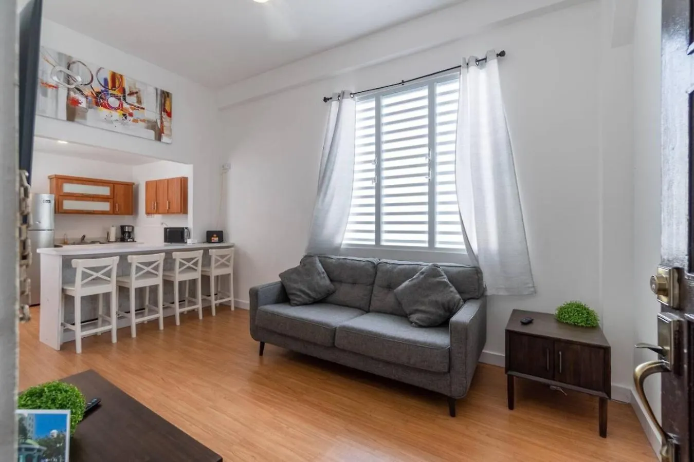 Modern 2 Apartments 3-Bedroom - 10 Guests In Historic Old サンジョアン